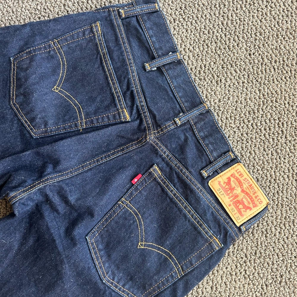 Men’s Levi’s 517 32x32 good condition. Bootcut